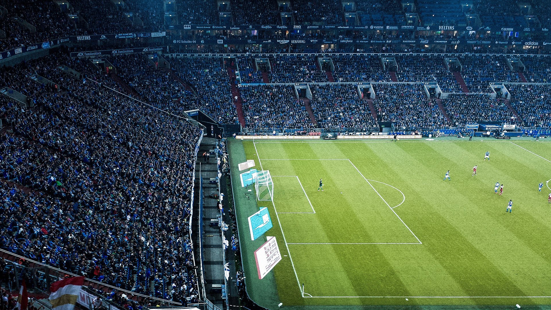 足球界焦点！女子联赛角逐新华浦杯，谁能笑到最后